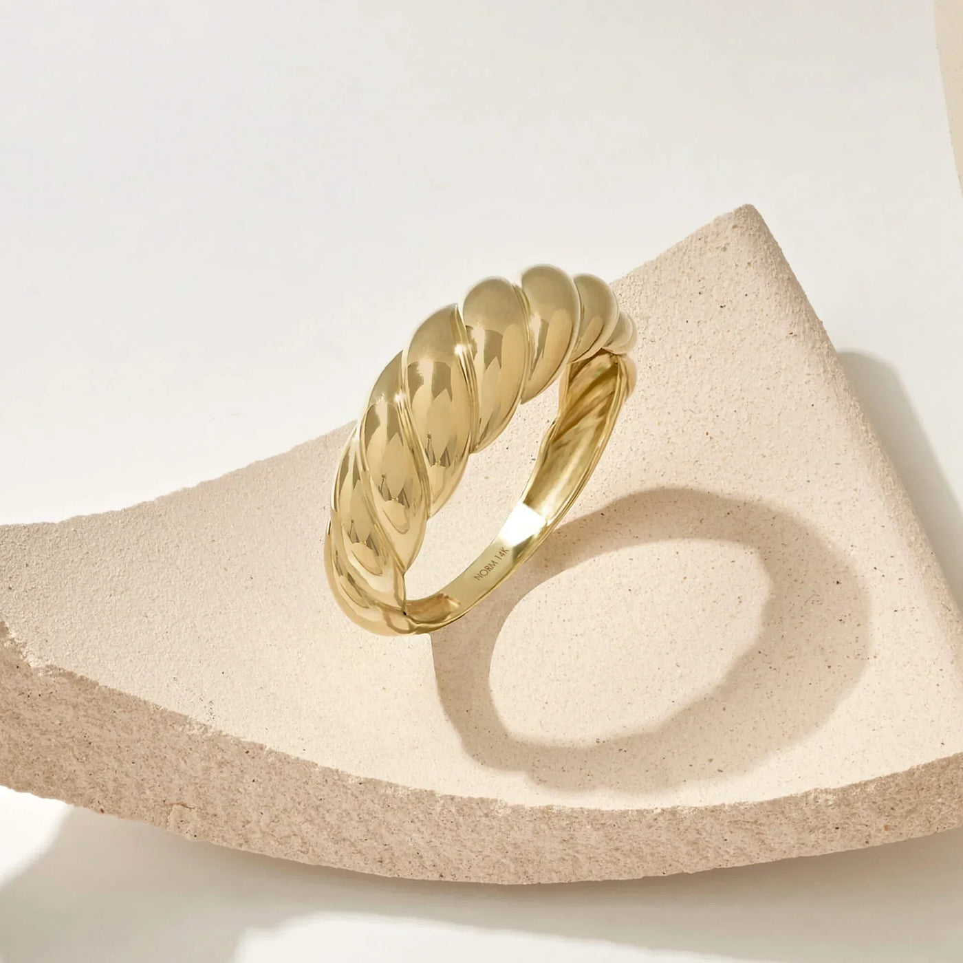 Caterina | Croissant Gold Ring - Gold