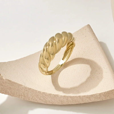 Caterina | Croissant Gold Ring - Gold