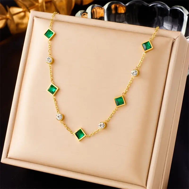 Amelina | Glenwyn Necklace