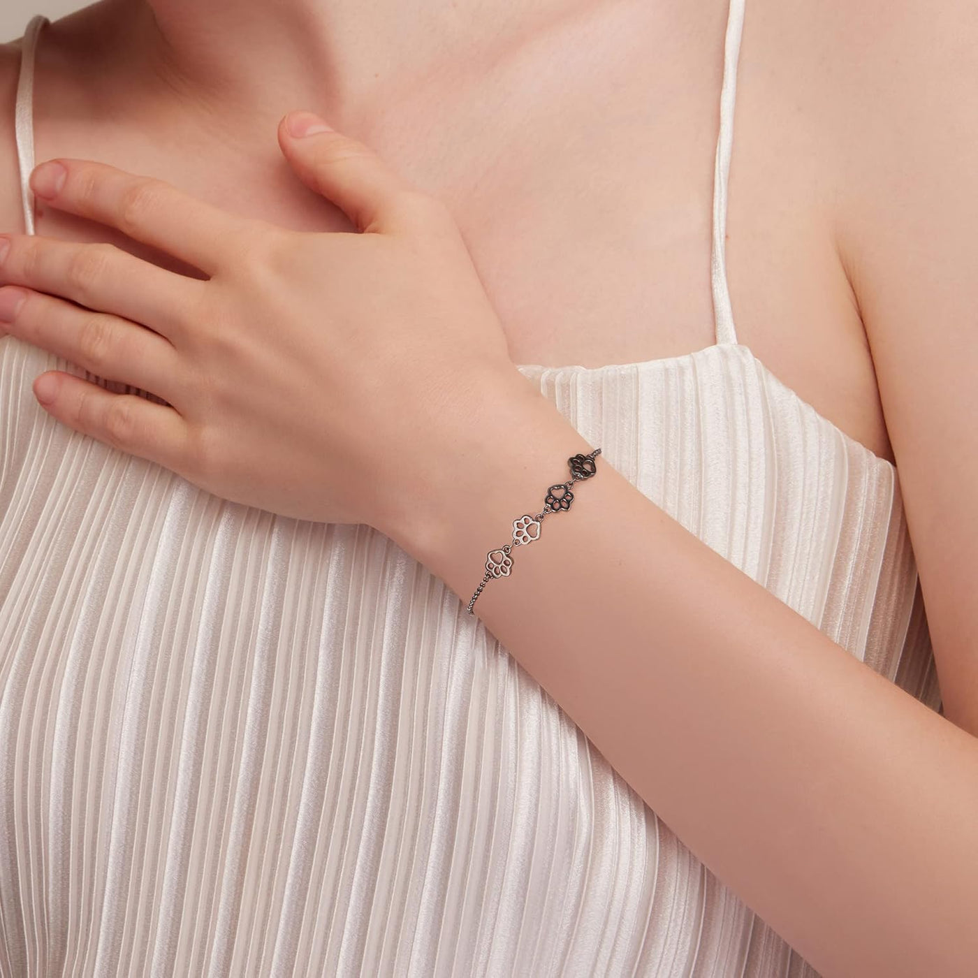 Thessaly | Paw Adjustable Bracelet