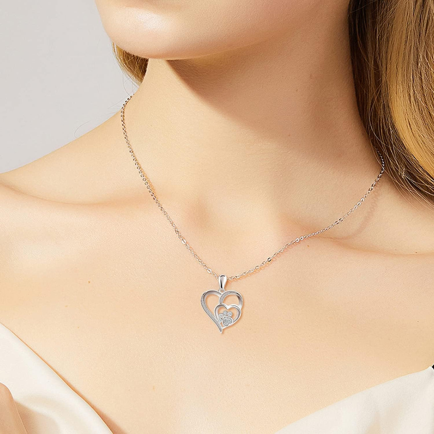 Aurielle | Paw Heart Necklace