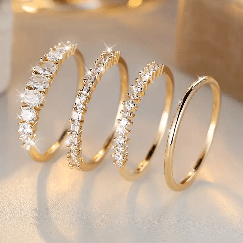 Tahlira | Golden Stacking Rings