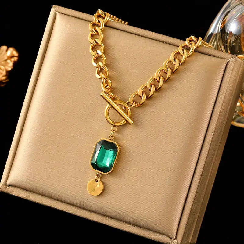Marisse | Golden Pendant Necklace