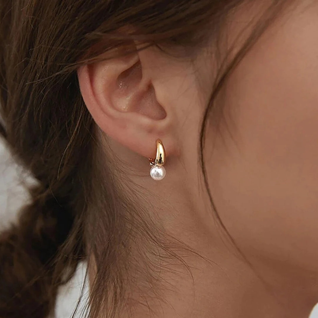 Ionia | Golden Pearl Earrings