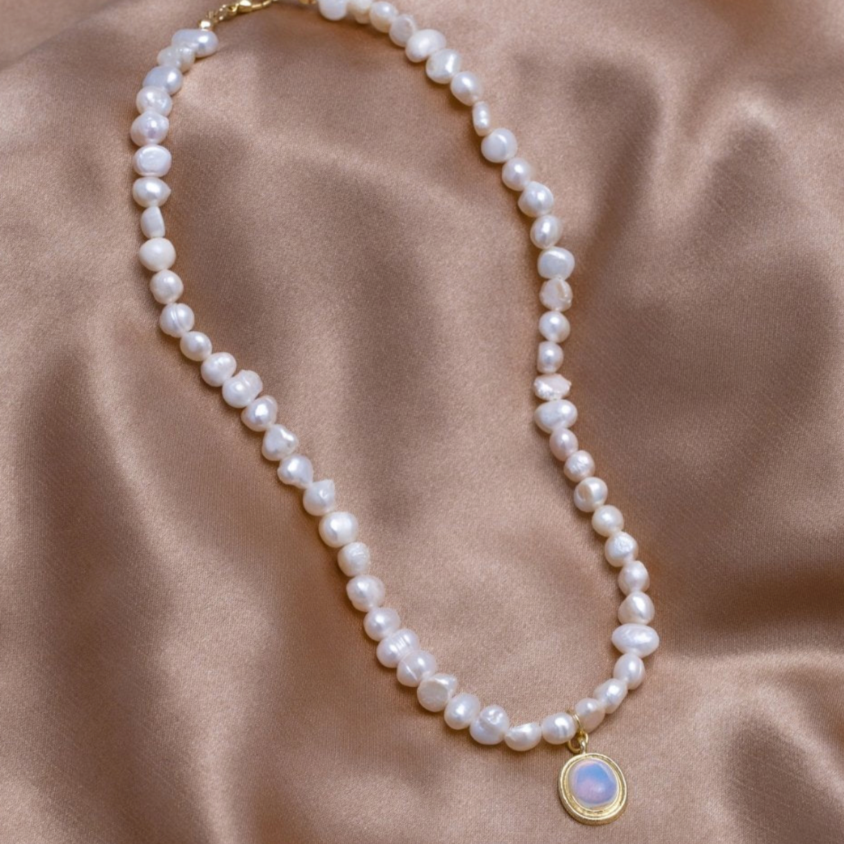 Clarionne | Pendant Pearl Necklace