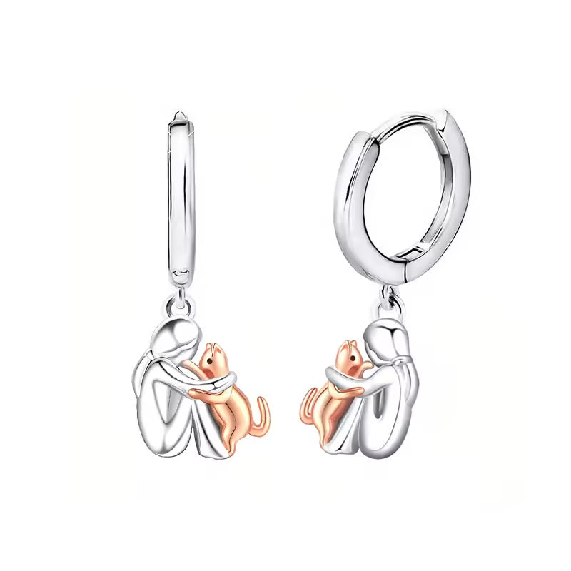 Aurelia | Cat Hug Necklace