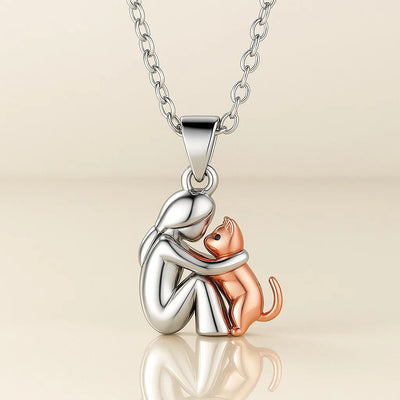 Orielle | Cat Hug Necklace