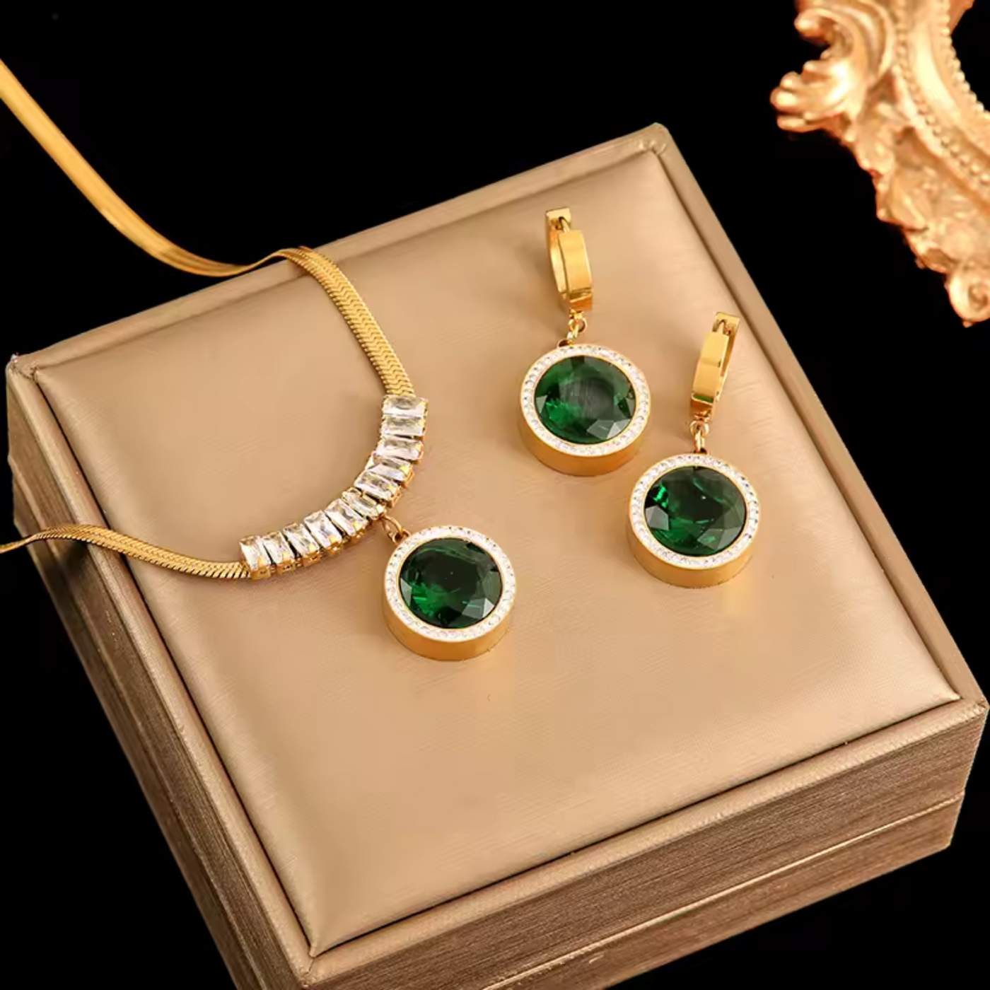 Elanora | Vaeloria Jewelry Set