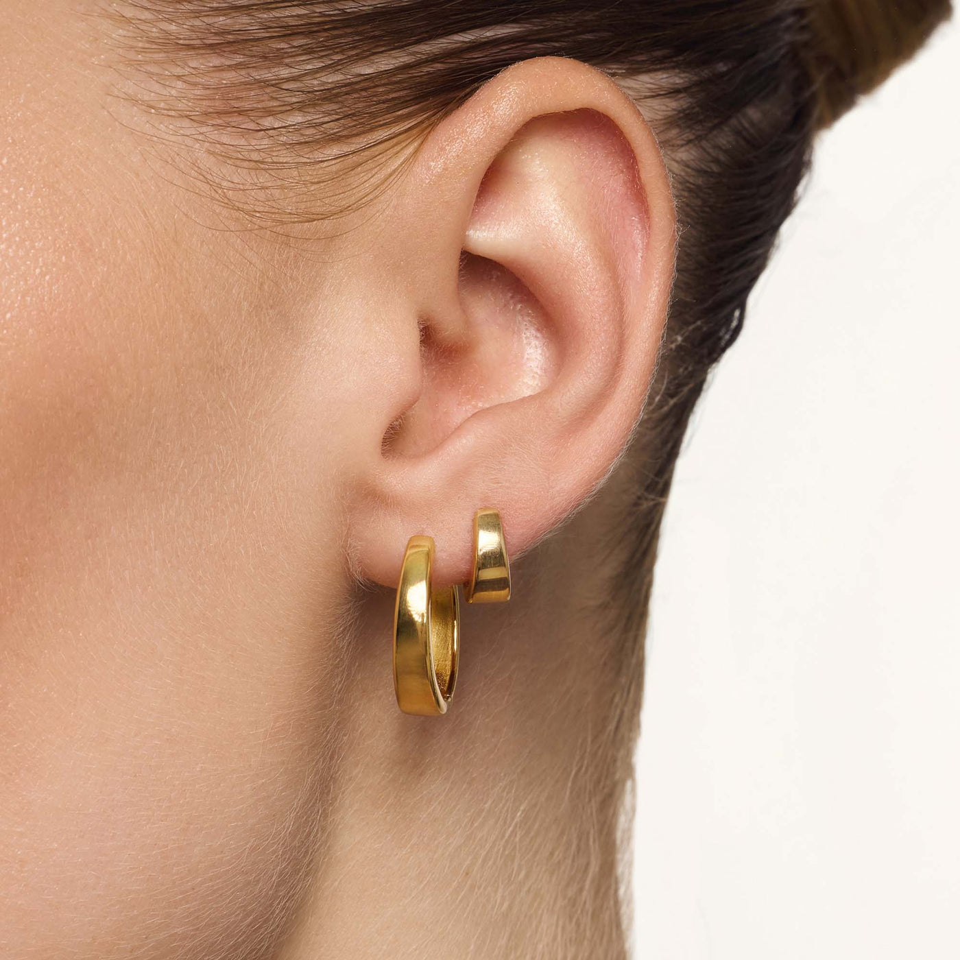 Serafina | Classic Gold Hoops - Gold