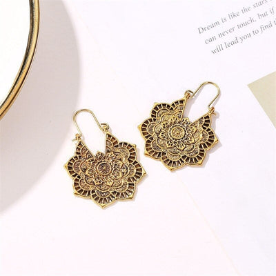 Leona | Lotus Grace Earrings