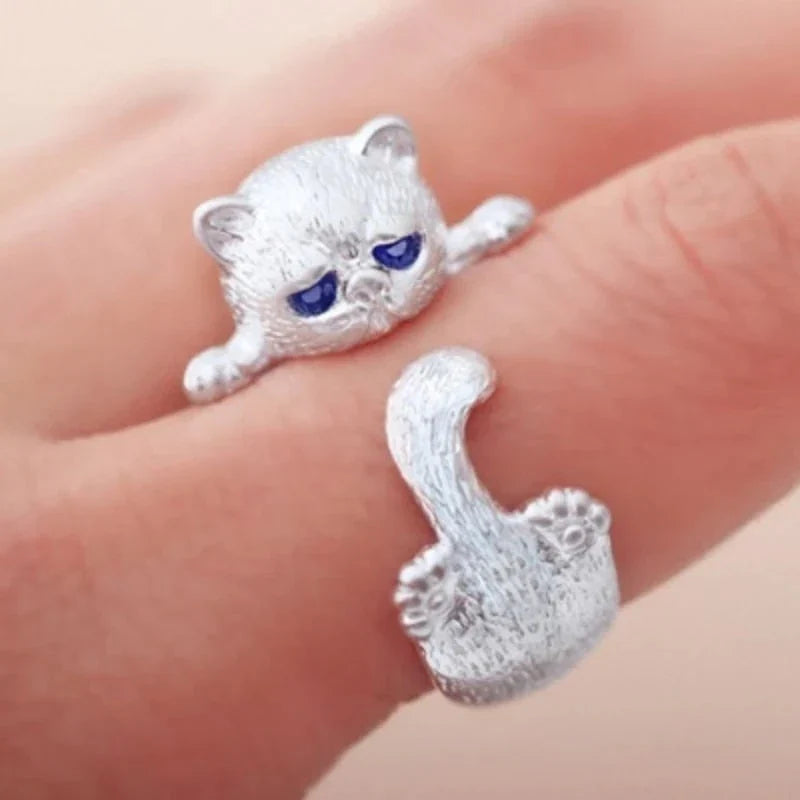 Dora | Hugging Cat Ring
