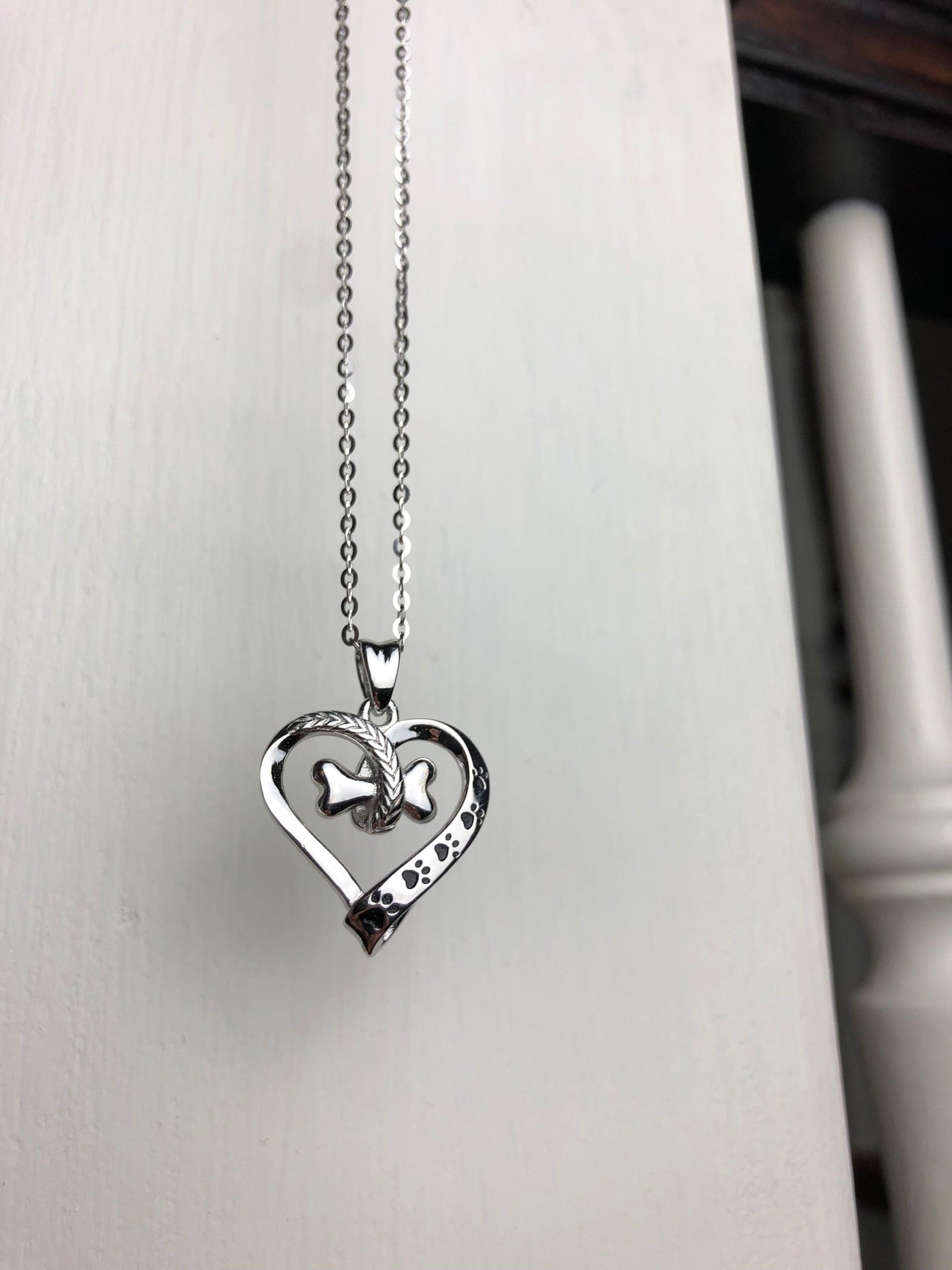 Isolde | Paw Heart Necklace