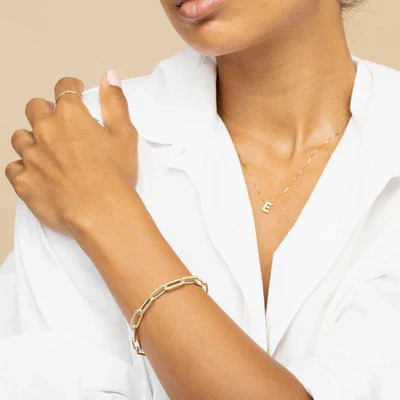 Love letter I Initial necklace