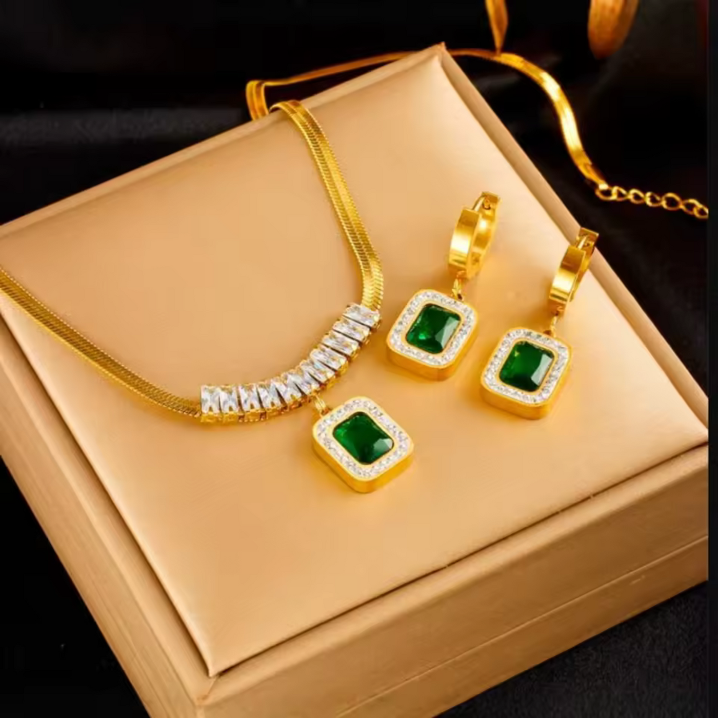 Elira | Ravaryn Jewelry Set