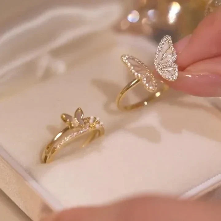 Magic | butterfly ring