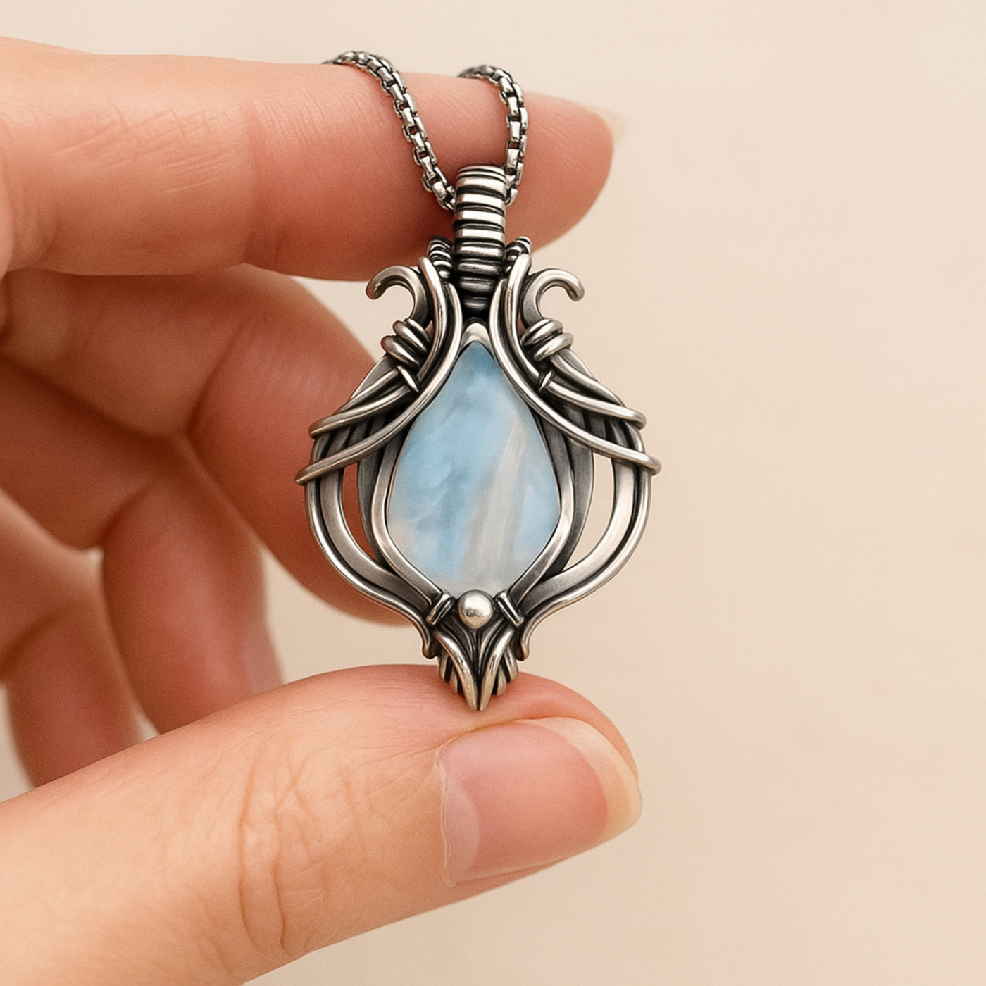 Veralia | Vintage Blue Necklace
