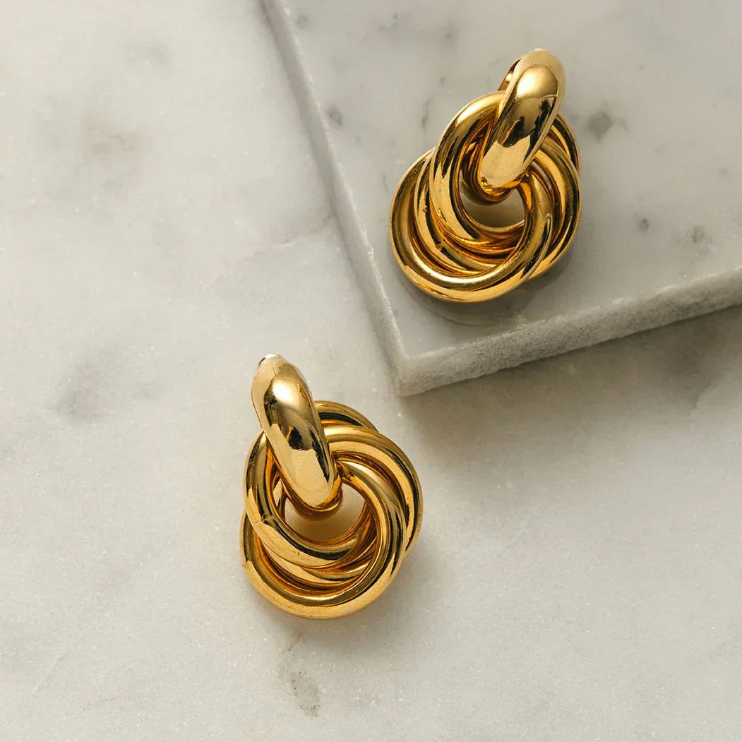 Vivienne | Interlock Earrings - Gold