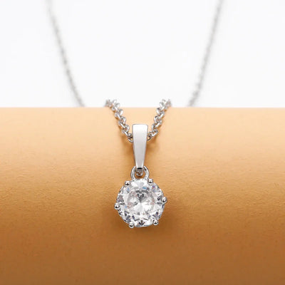 Elvianne | Crystal Solitaire Necklace