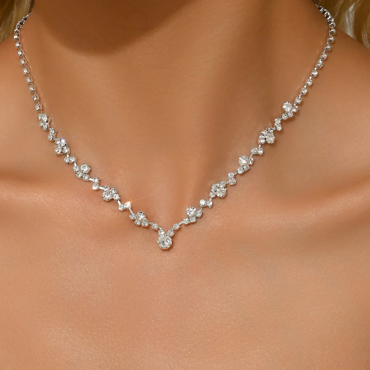 Ysoria | Minimal Choker Necklace