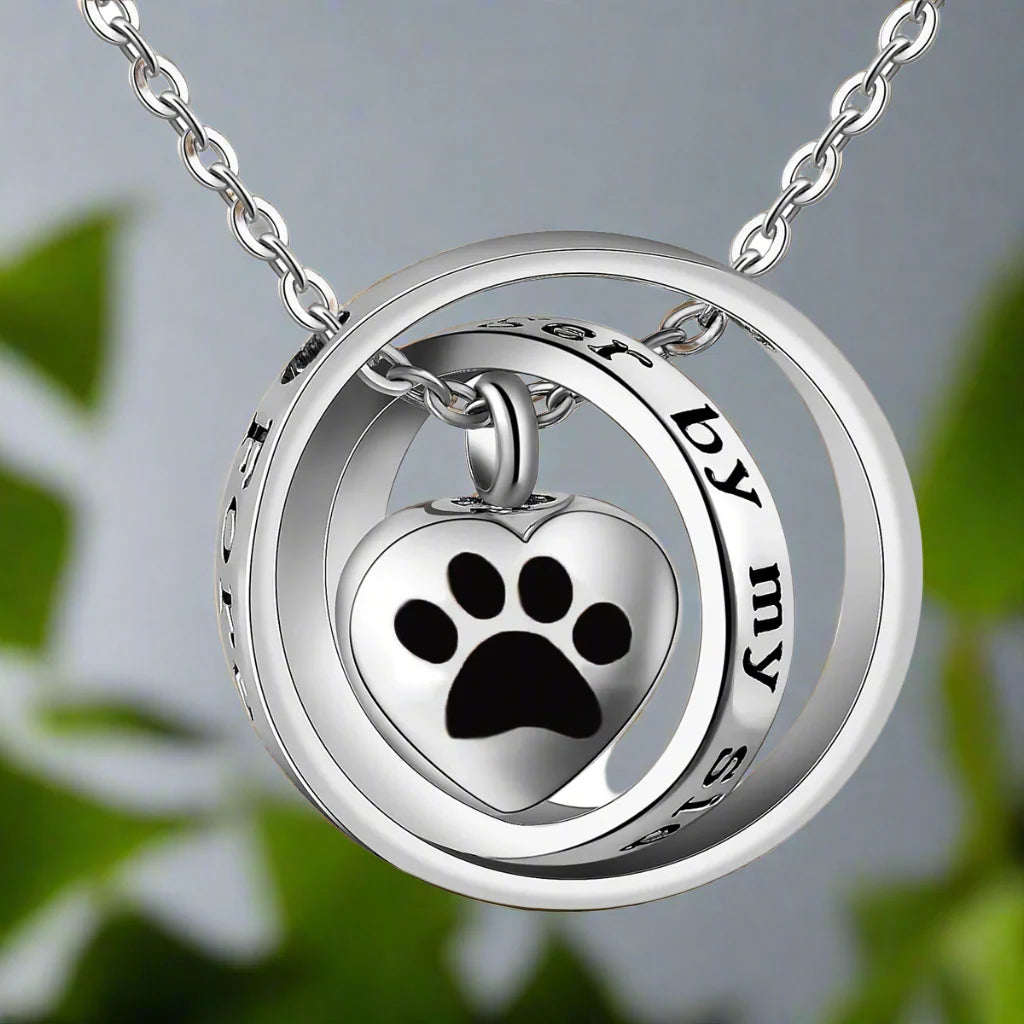 Lyvienne | Heart Ashes Necklace