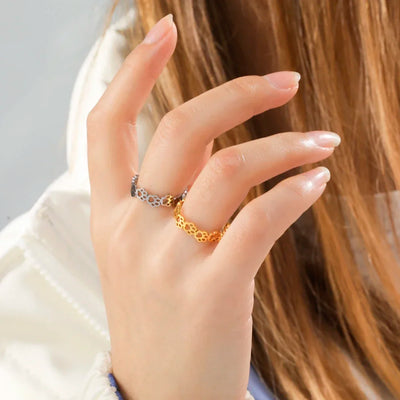 Aurette | Silver Paw Ring