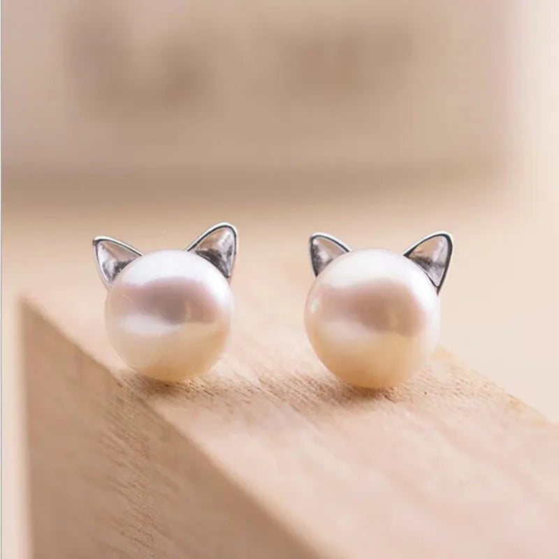 Arielle | Cat Pearl Studs