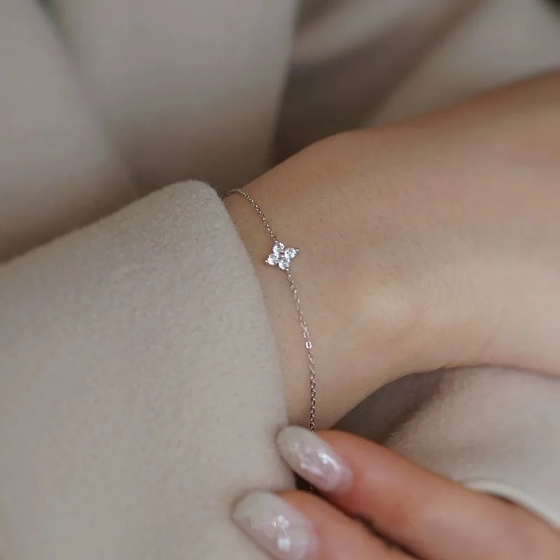 Veyra | Fortune Clover Necklace