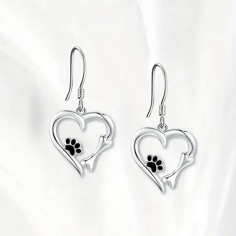 Brielle | Heart Paw Earrings