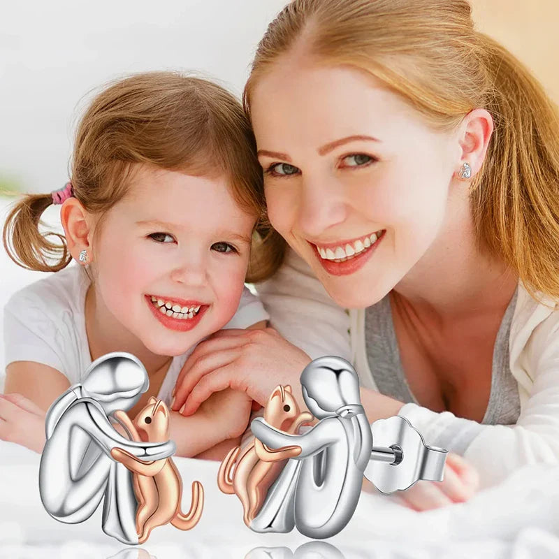 Lyana | Cat Hug Earrings