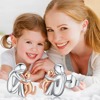 Lyana | Cat Hug Earrings