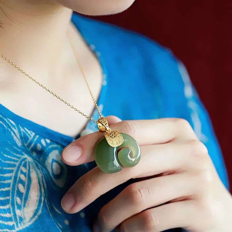 Saphira | Jade Elephant Necklace