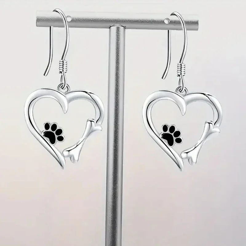 Brielle | Heart Paw Earrings