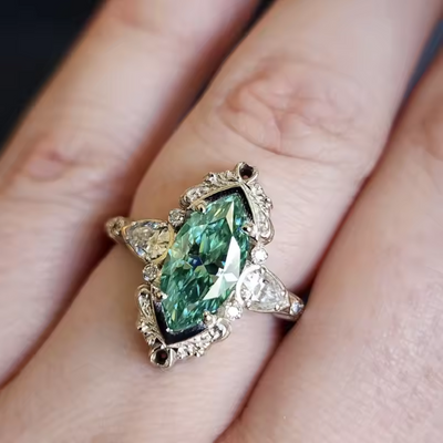 Vaela | Thornewyn Ring