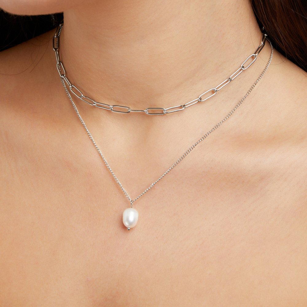 Angela | Silver Pearl Necklace