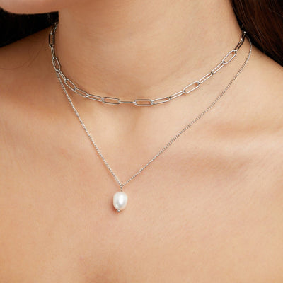 Angela | Silver Pearl Necklace