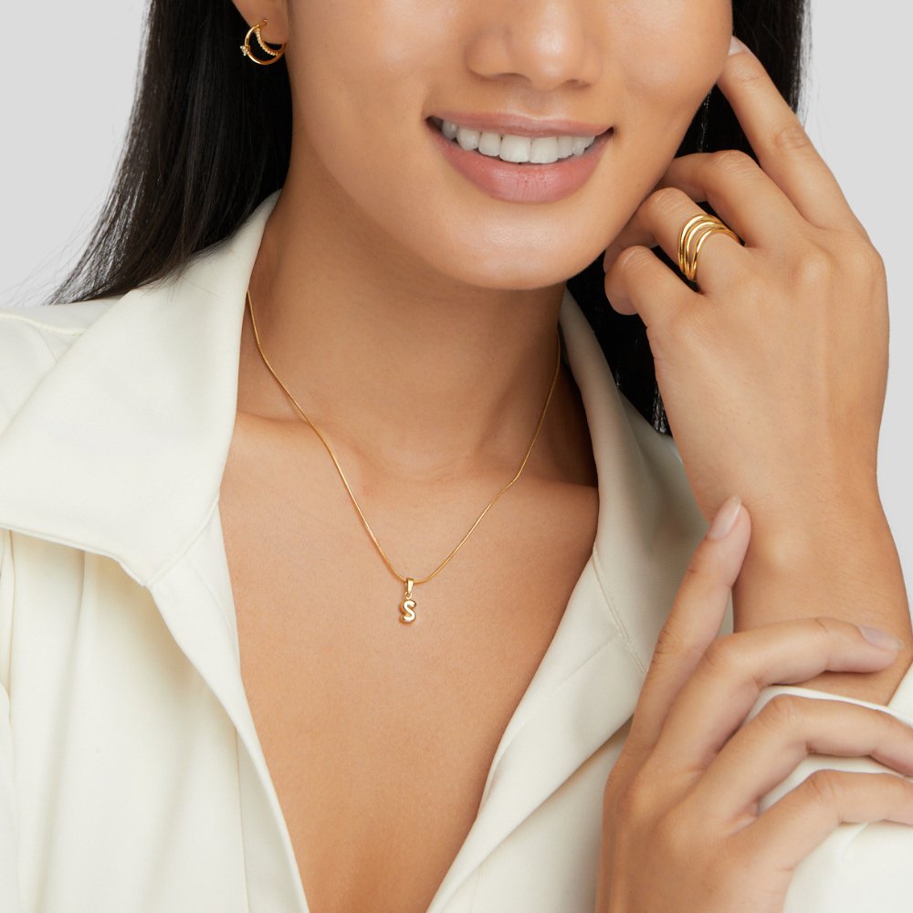 Arlisse | Bubble Letter Necklace