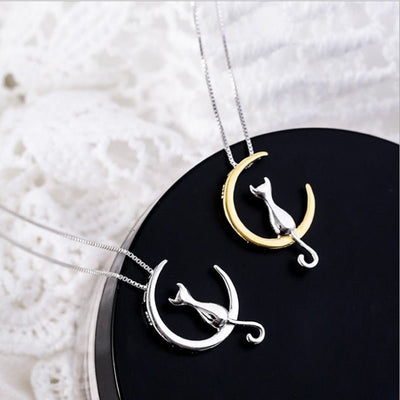 Orianda | Crescent Cat Necklace