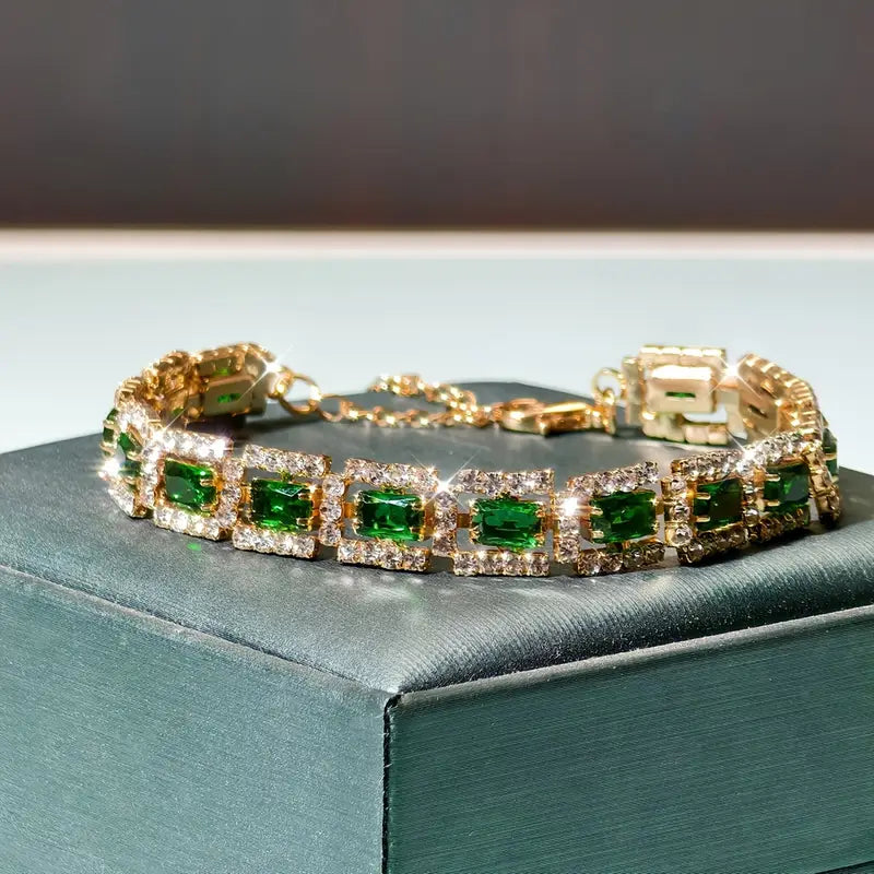 Aeloria | Golden Statement Bracelet