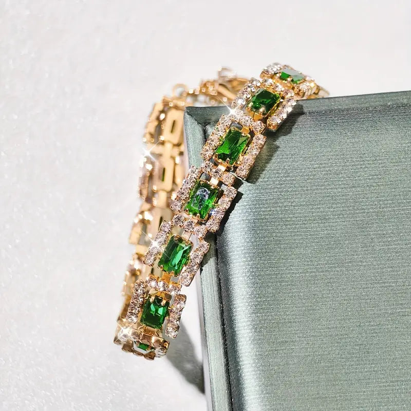 Aeloria | Golden Statement Bracelet
