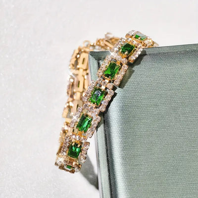 Aeloria | Golden Statement Bracelet