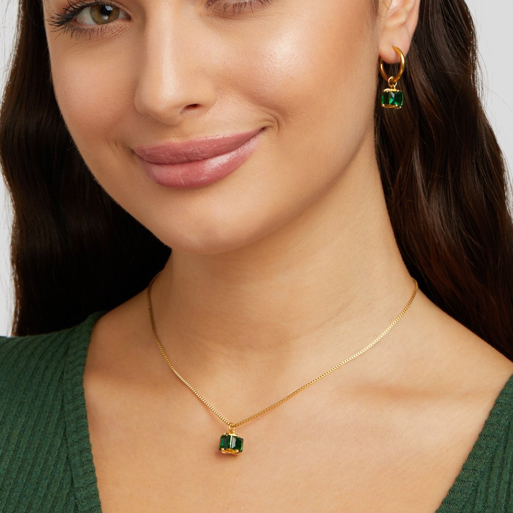 Corvella | Green Cube Necklace