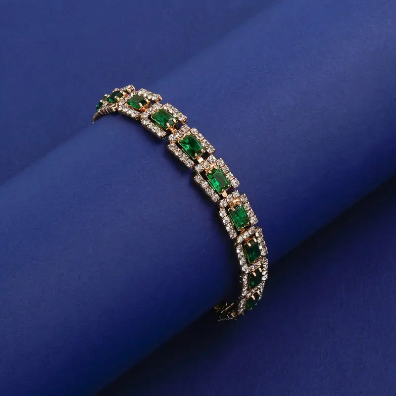 Aeloria | Golden Statement Bracelet