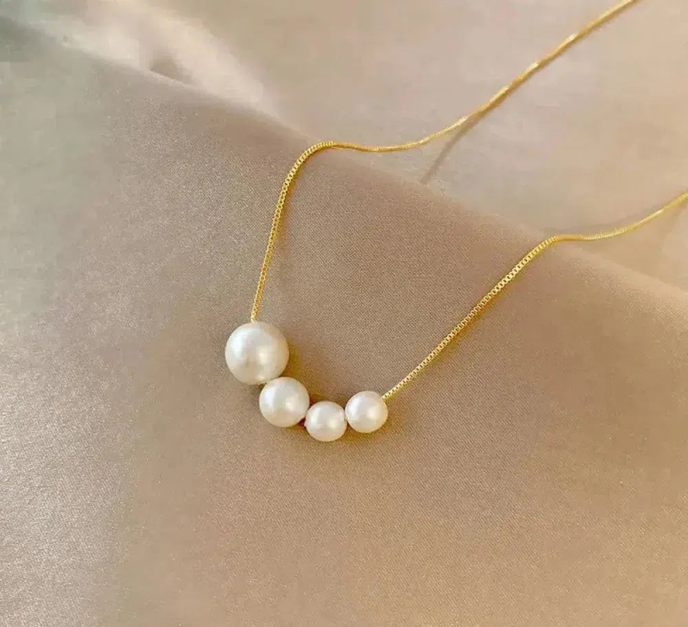 Ysolde | Gold Pearl Necklace