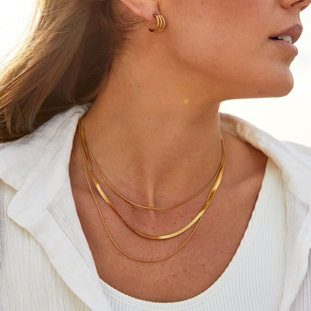 Caelia | Unisex Cross Necklace