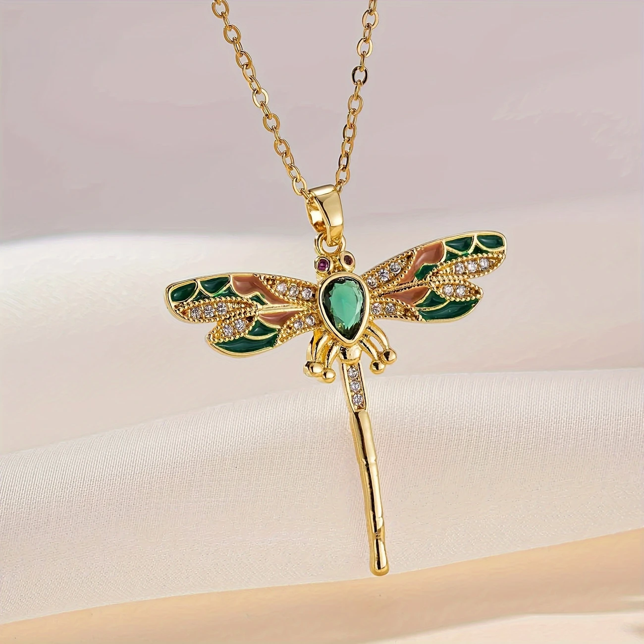 Virenne | Green Dragonfly Necklace