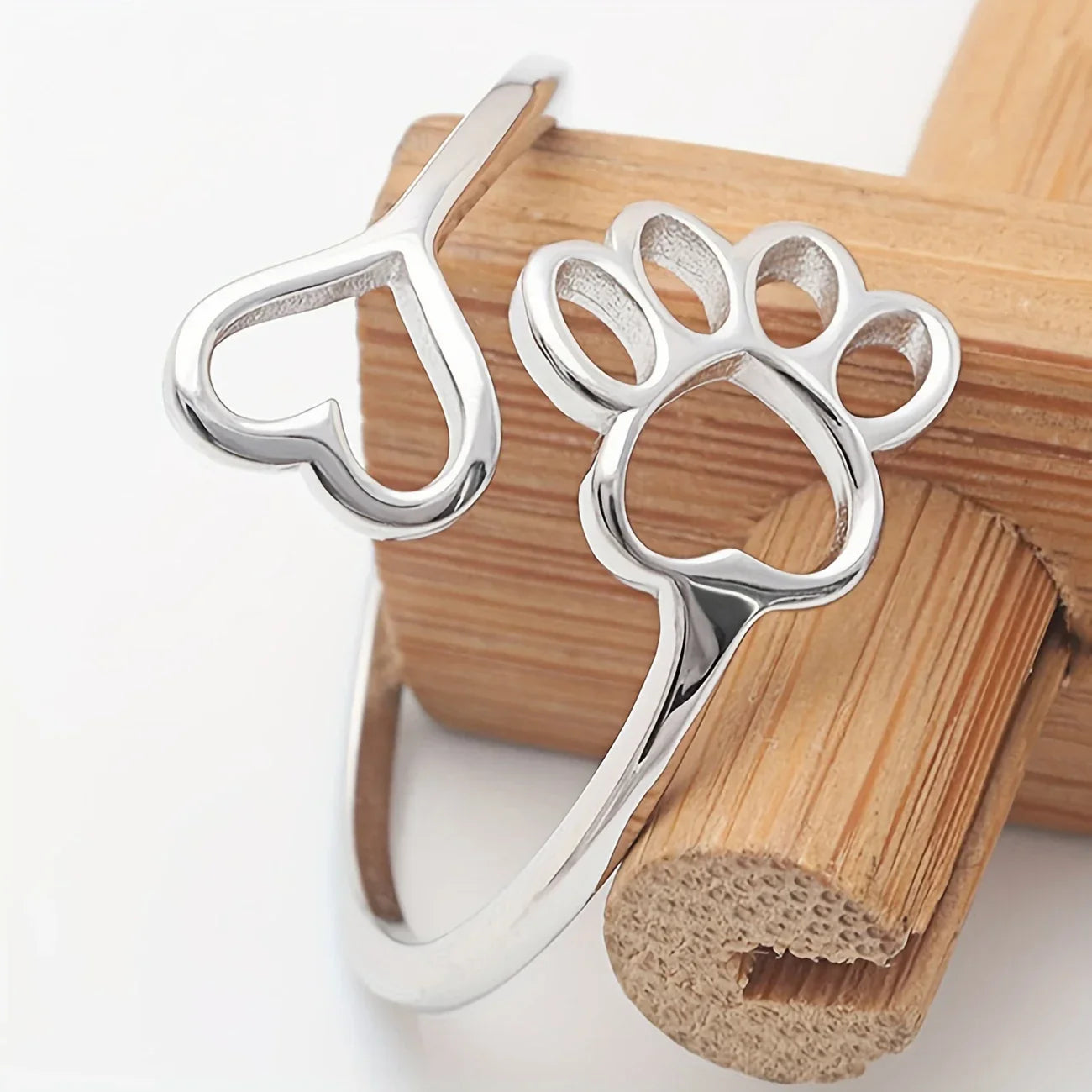 Camille | Paw Heart Ring