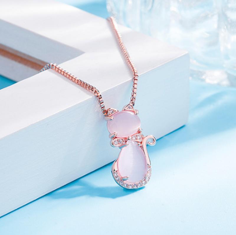 Annelie | Pink Cat Necklace