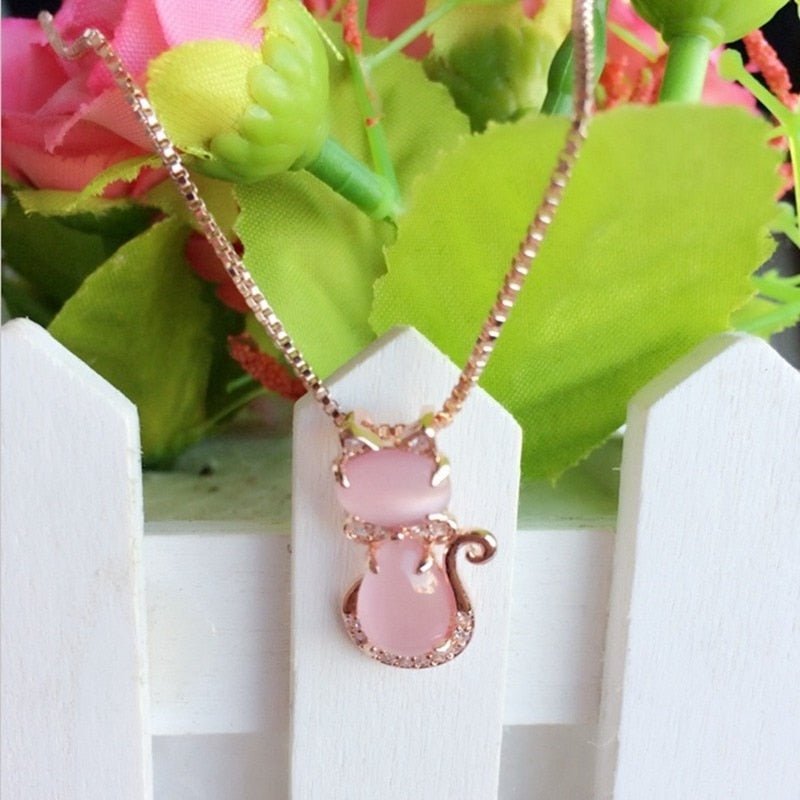 Annelie | Pink Cat Necklace