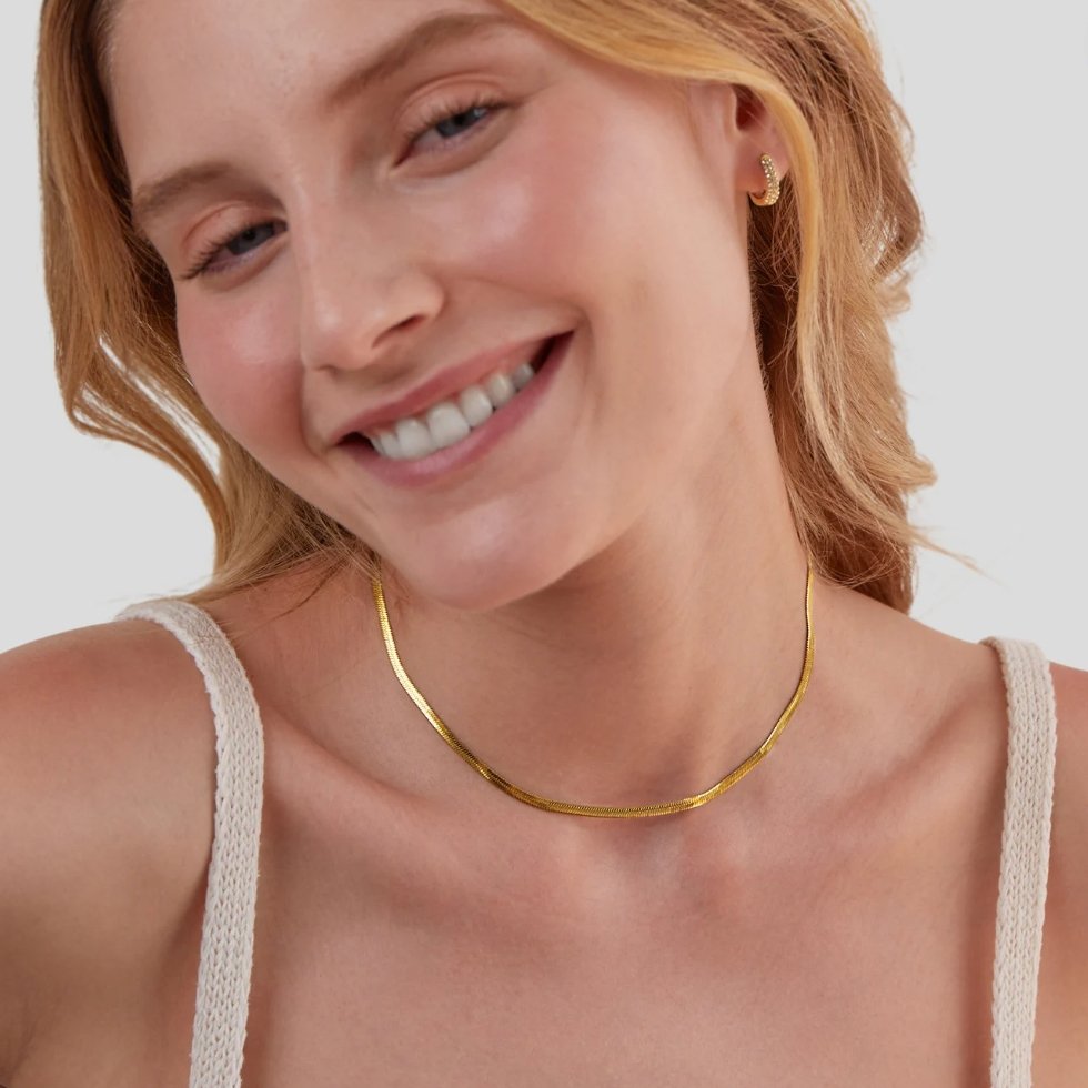 Carmine | Snake Chain Necklace