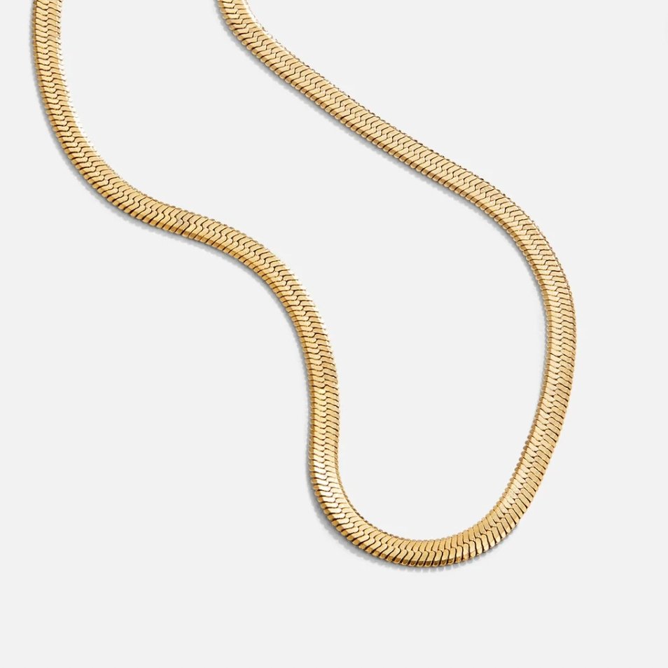 Carmine | Snake Chain Necklace